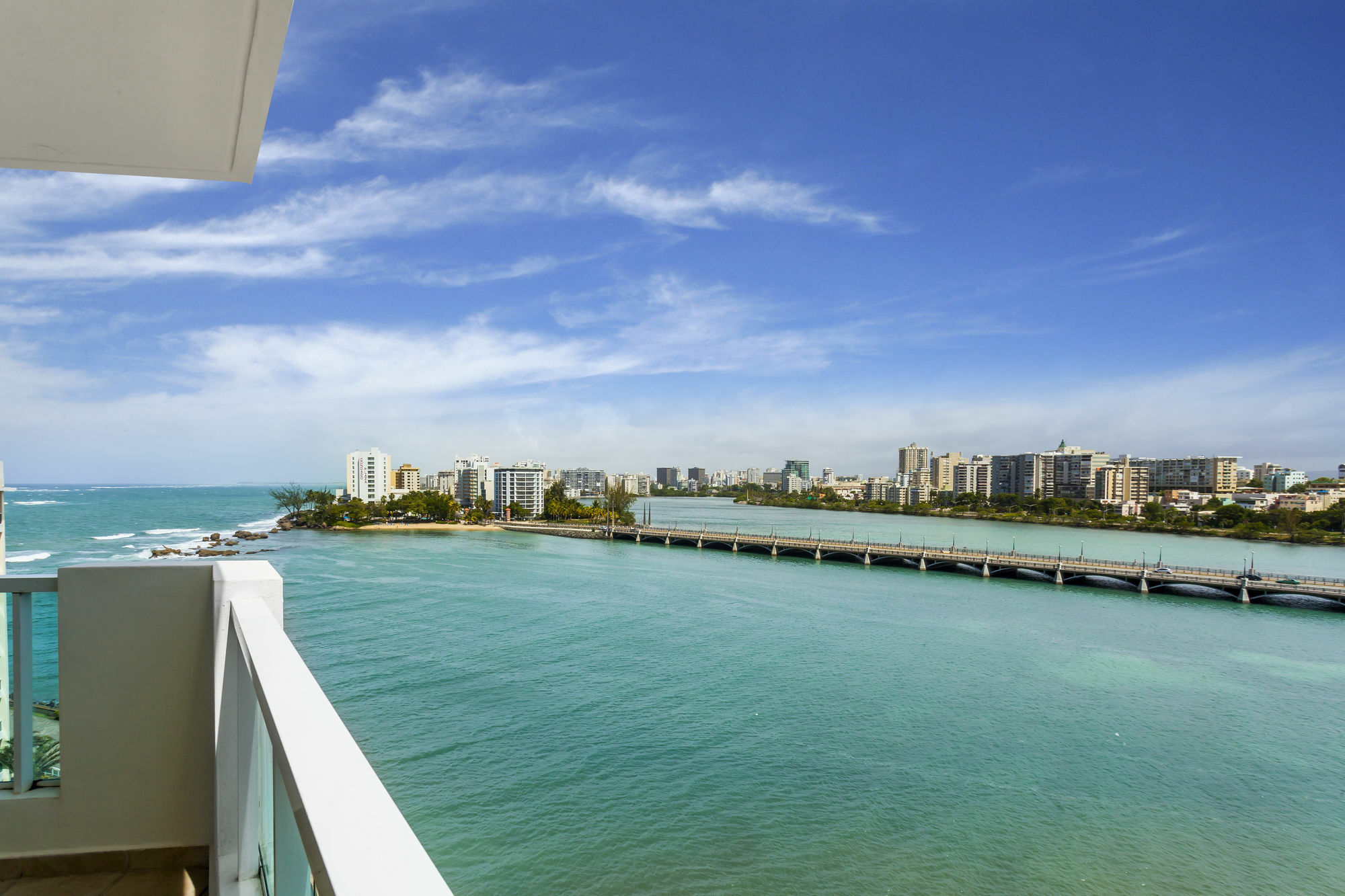 Condado Lagoon At Caribe Hilton Resort 4*